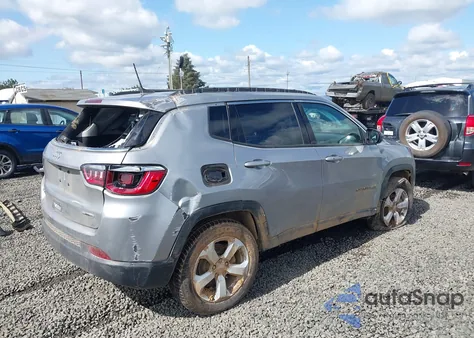 2022 Jeep Compass Latitude 4X4 z USA, uszkodzony, nr VIN 3C4NJDBB9NT135223